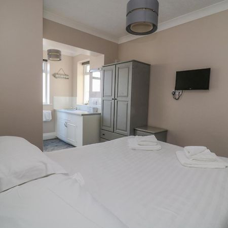North Beach Lodge Скарборо Екстер'єр фото
