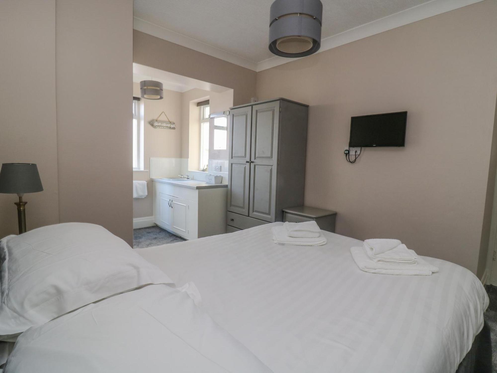 North Beach Lodge Скарборо Екстер'єр фото